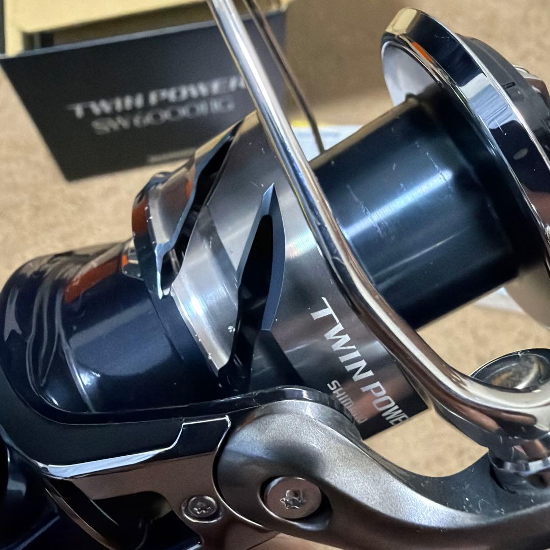 SHIMANO 21 TWIN POWER SW 6000HG スピニングリール