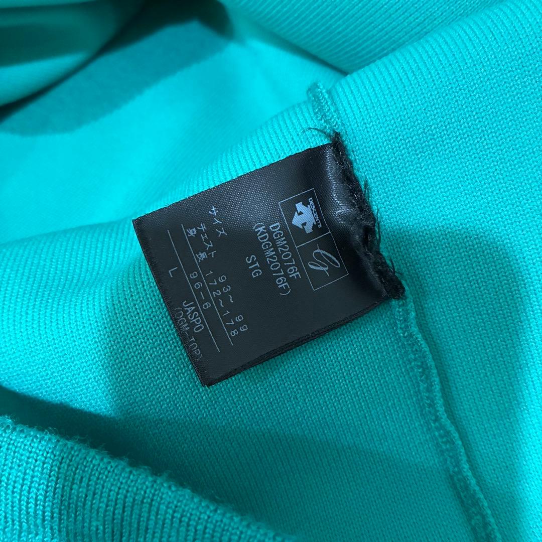 美品✨DESCENTE GOLFセーターサイズ表記Lニット