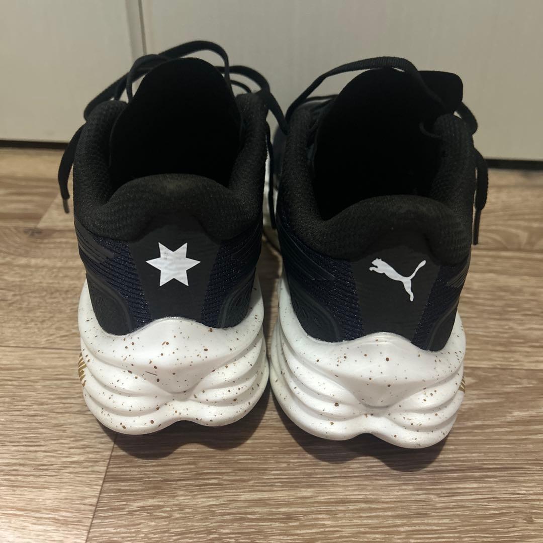 PUMA ヴェロシティニトロ4 saysky