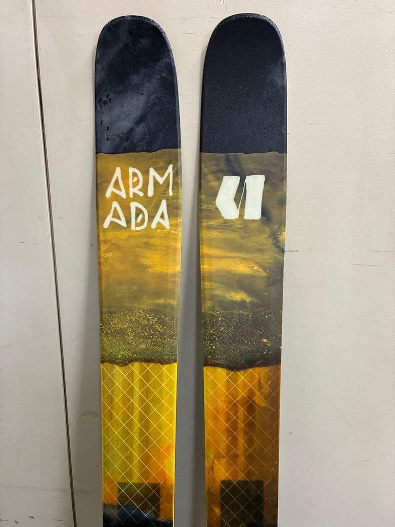 スキー ARMADA tracer118 marker kingpin10