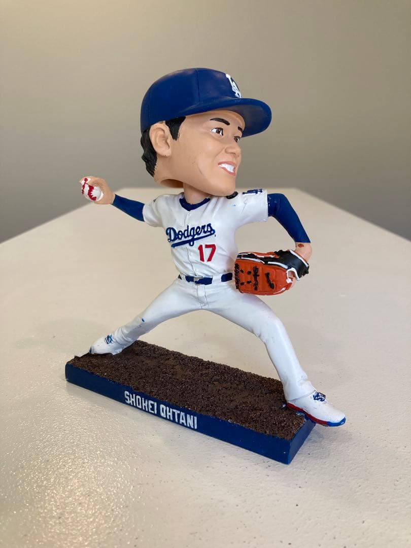 大谷翔平ボブルヘッド(ピッチング)その2 球場配布パンフレット付き