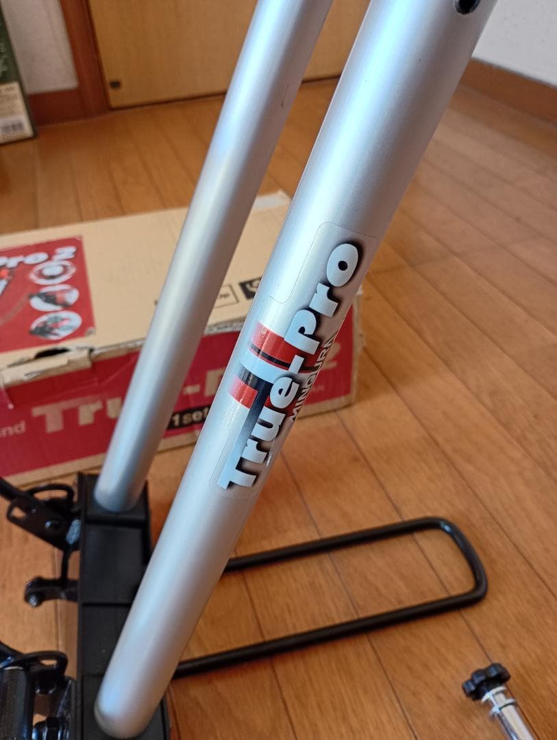MINOURA True Pro 2 振れ取り台
