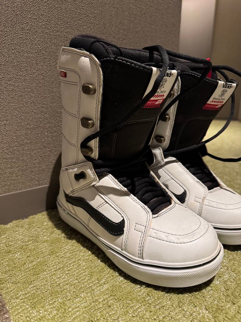 え*つ様 VANS スノーボードブーツ HI-STANDARD OGホワイト 2