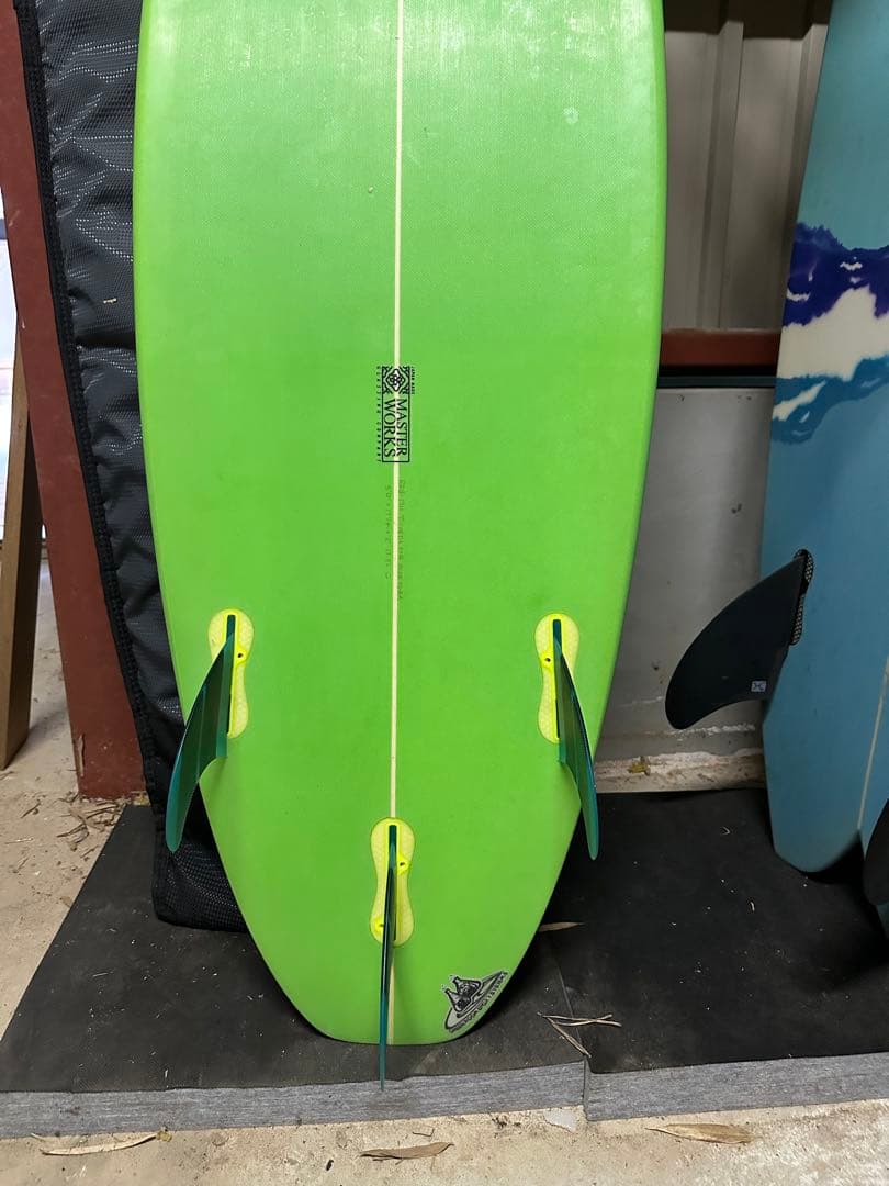 ロックダンス　キッズ用サーフボード5'0x17 1/4 x2'0 フィン付き