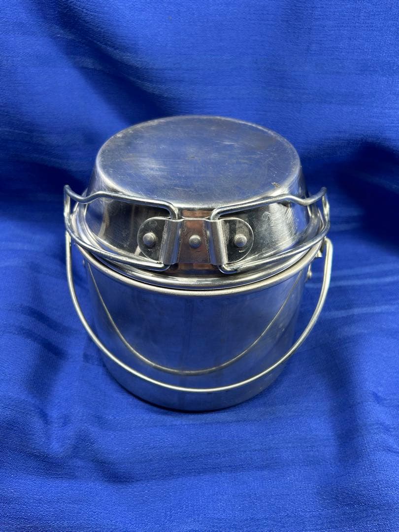 中古品イギリス　メーカーホットン社ブルドッグ　ビリー缶大中小型アルミ製3個セット