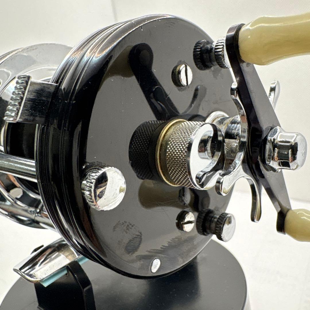 Ambassadeur 5000C ベイトリール