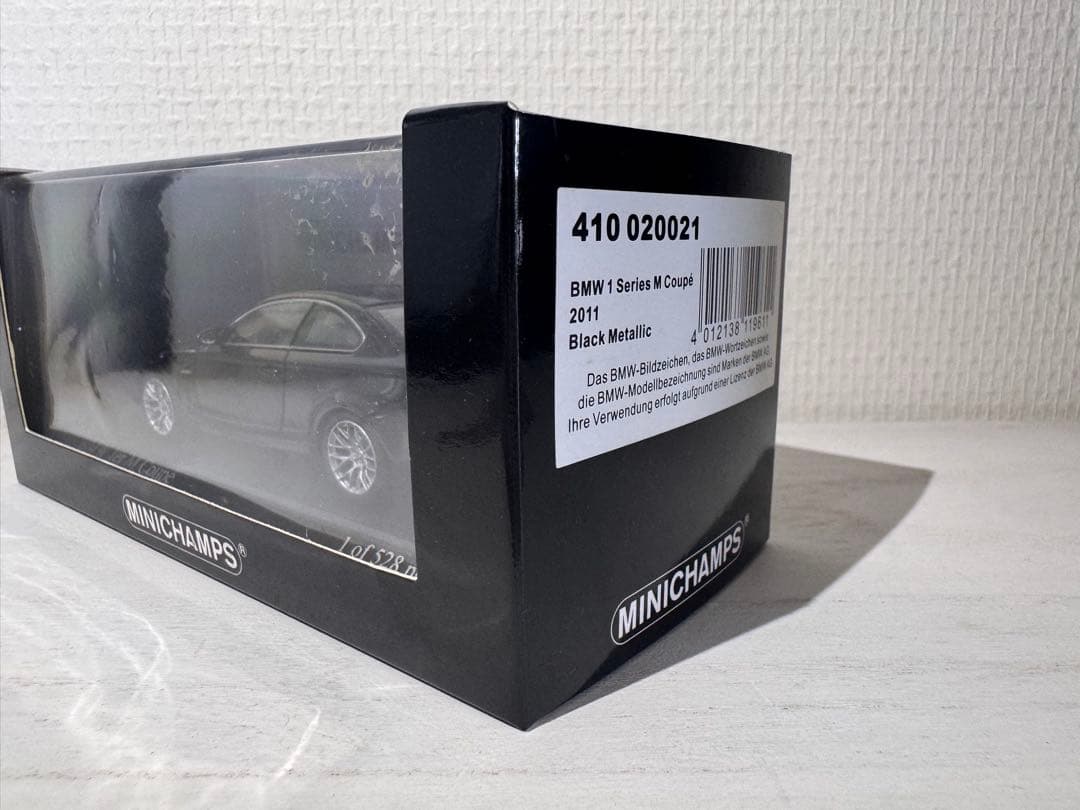  1er M Coupé ミニカー ブラックメタリック1/43