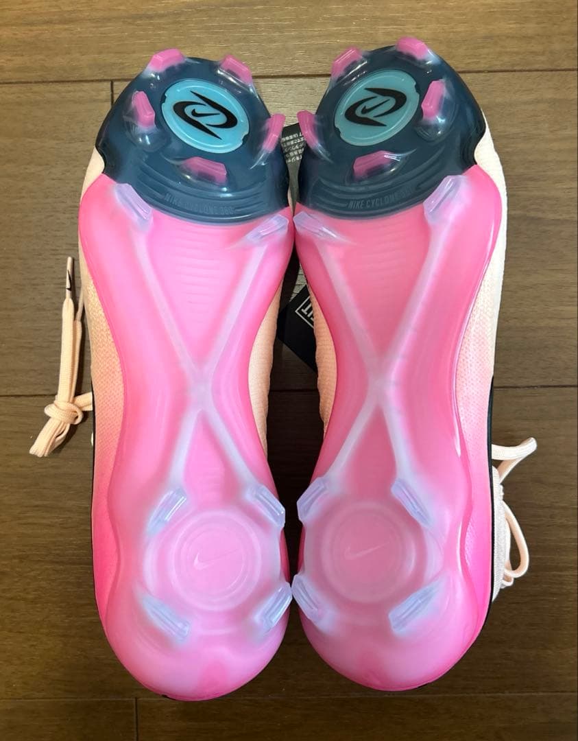 【新品未使用】NIKE PHANTOM LUNA Ⅱ ELITE FG ピンク