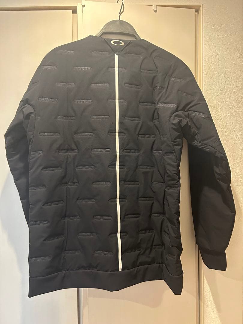 最終価格Oakley Performance Fit ジャケット L