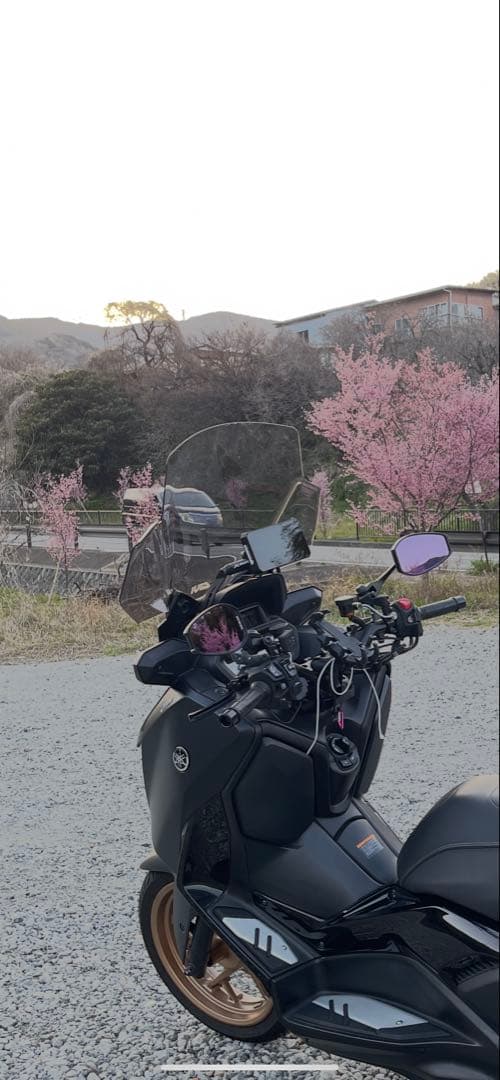 YAMAHA xmax23年式 GIVI スクリーン　xmaxスクリーン