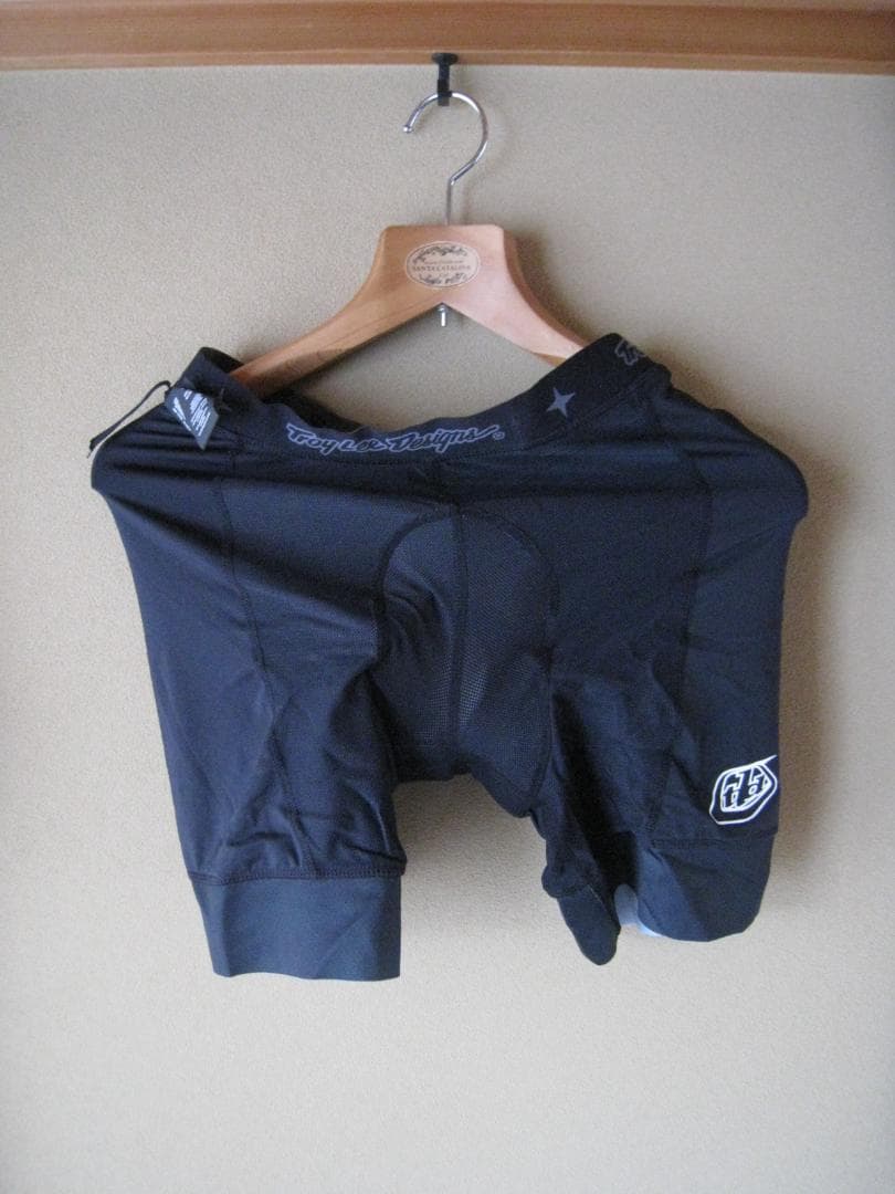 TROY LEE DESIGNS shorts　ビブ付属