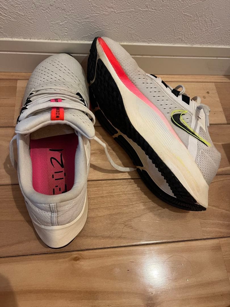 NIKE ウィメンズ エア ズーム ペガサス38 24.5cm