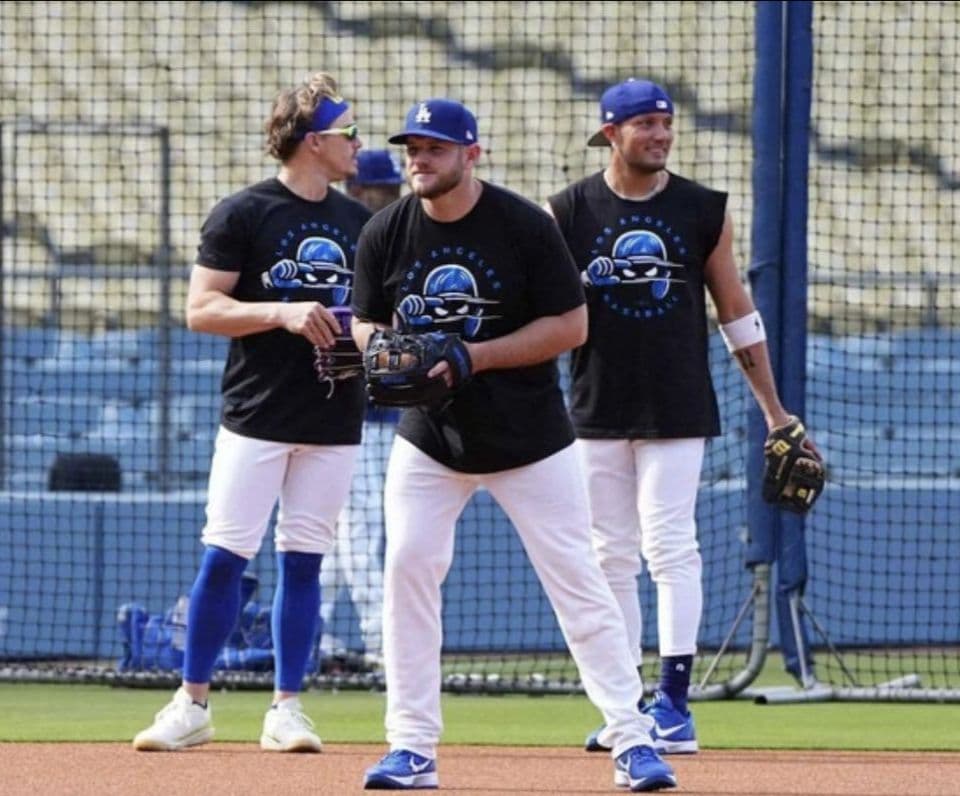 大谷翔平 Tシャツ デコルテポーズ ドジャース Sサイズ