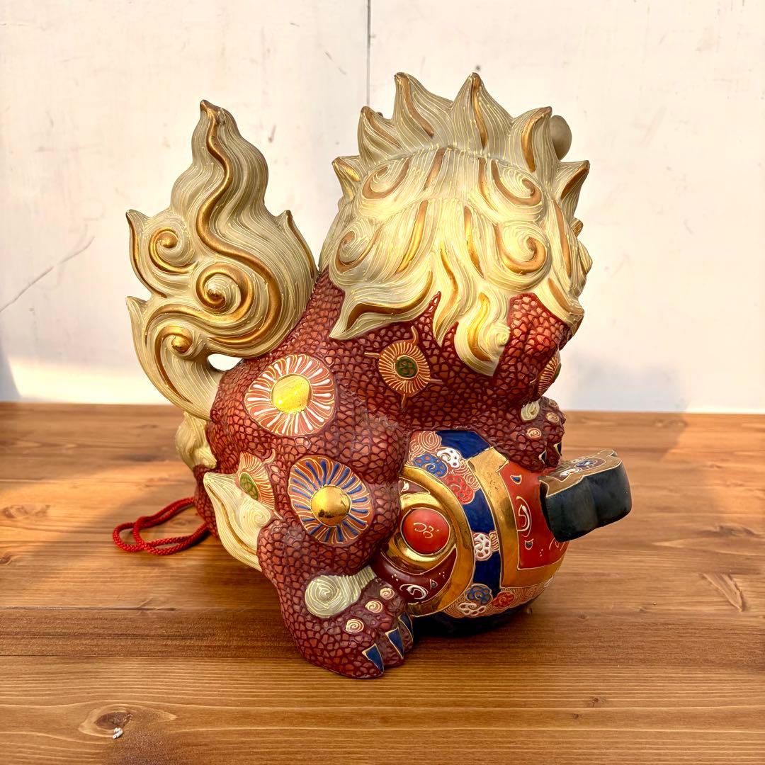 陶器製 獅子像 打ち出の小槌付き
