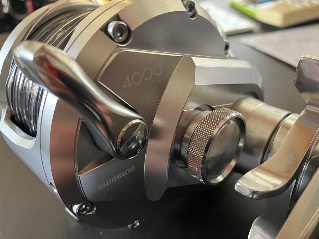 リール SHIMANO OCEA JIGGER 4000