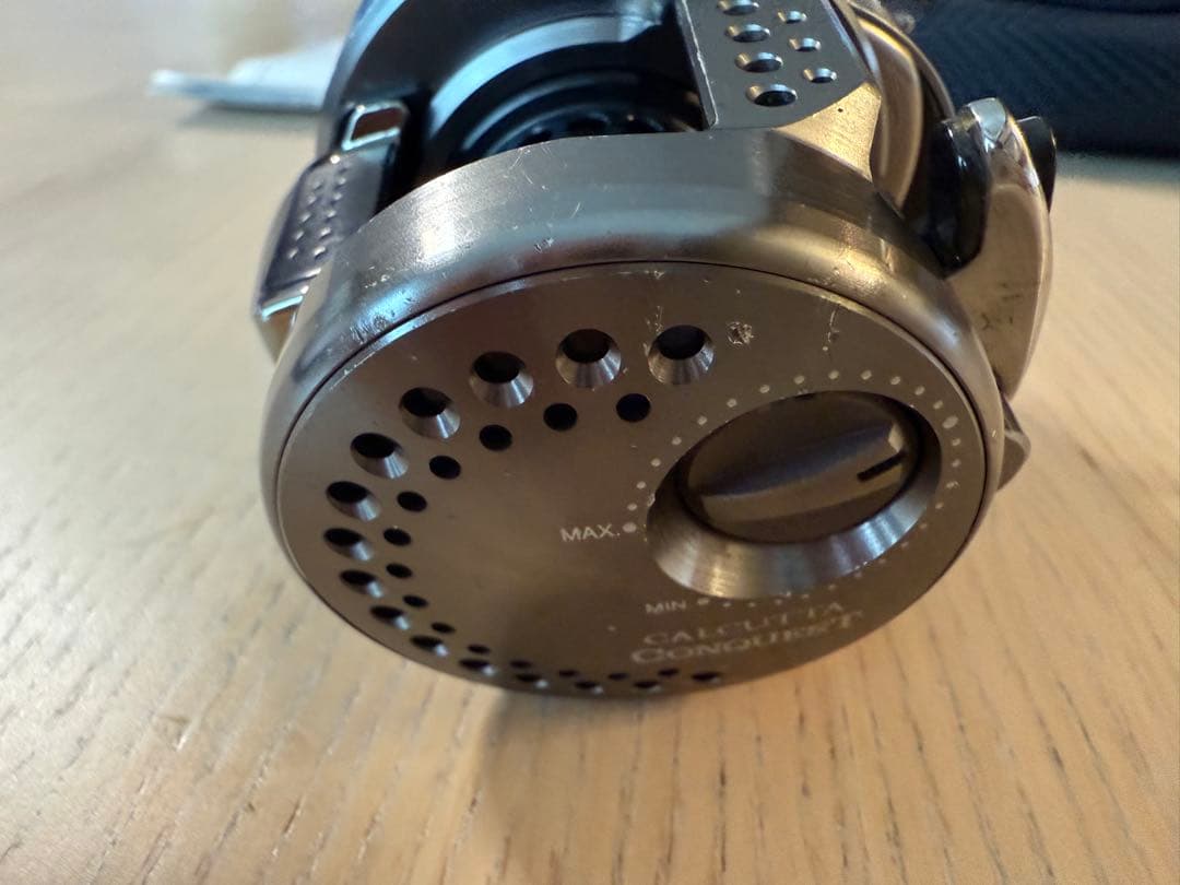 SHIMANO CALCUTTA CONQUEST BFS HG 左ハンドル