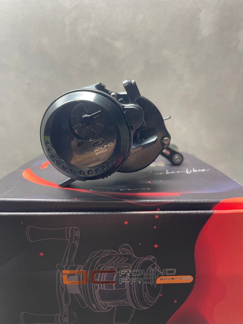 DC搭載 Seasar dc round pro ベイトフィネス　ベイトリール