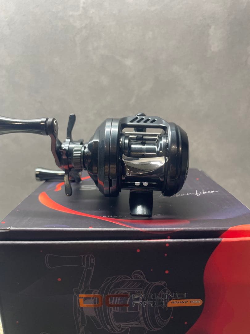 DC搭載 Seasar dc round pro ベイトフィネス　ベイトリール