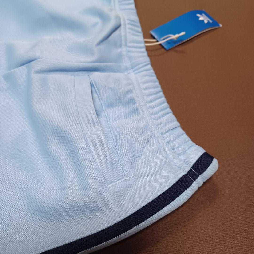 adidas　アディカラー クラシック トラックパンツ（ジャージ）