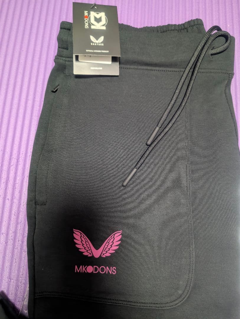 新品　CASTORE DONS ブラック トラベルパンツ インポートＳ