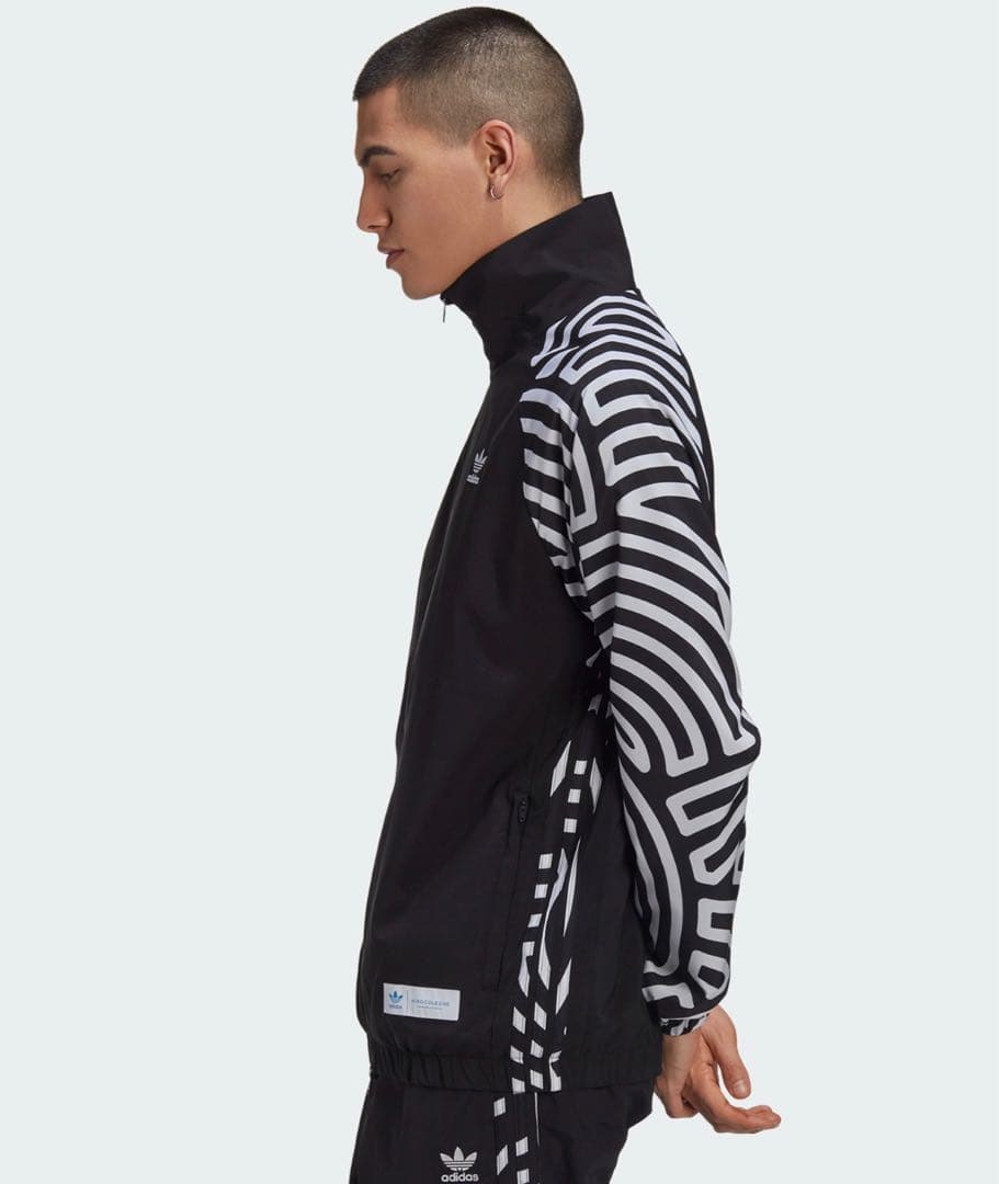 adidasトラックジャージ　S 新品タグ付