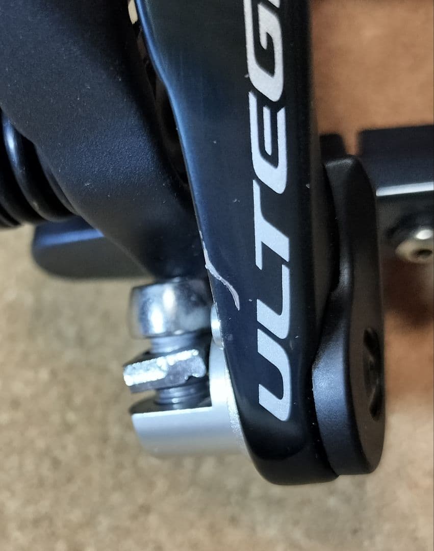 シマノ キャリパーブレーキ ULTEGRA BR-R8000 前後