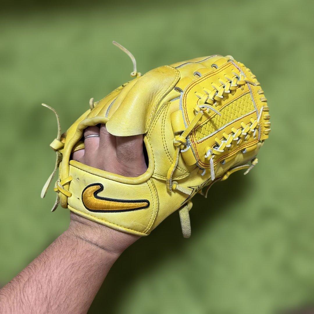 グローブ　投手　ナイキ　軟式