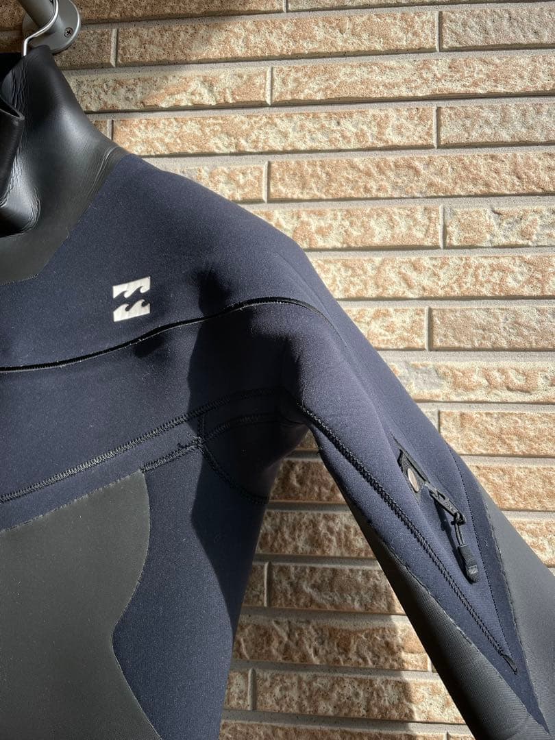 2022年秋冬モデル BILLABONG セミドライ ウェットスーツ 5/3mm