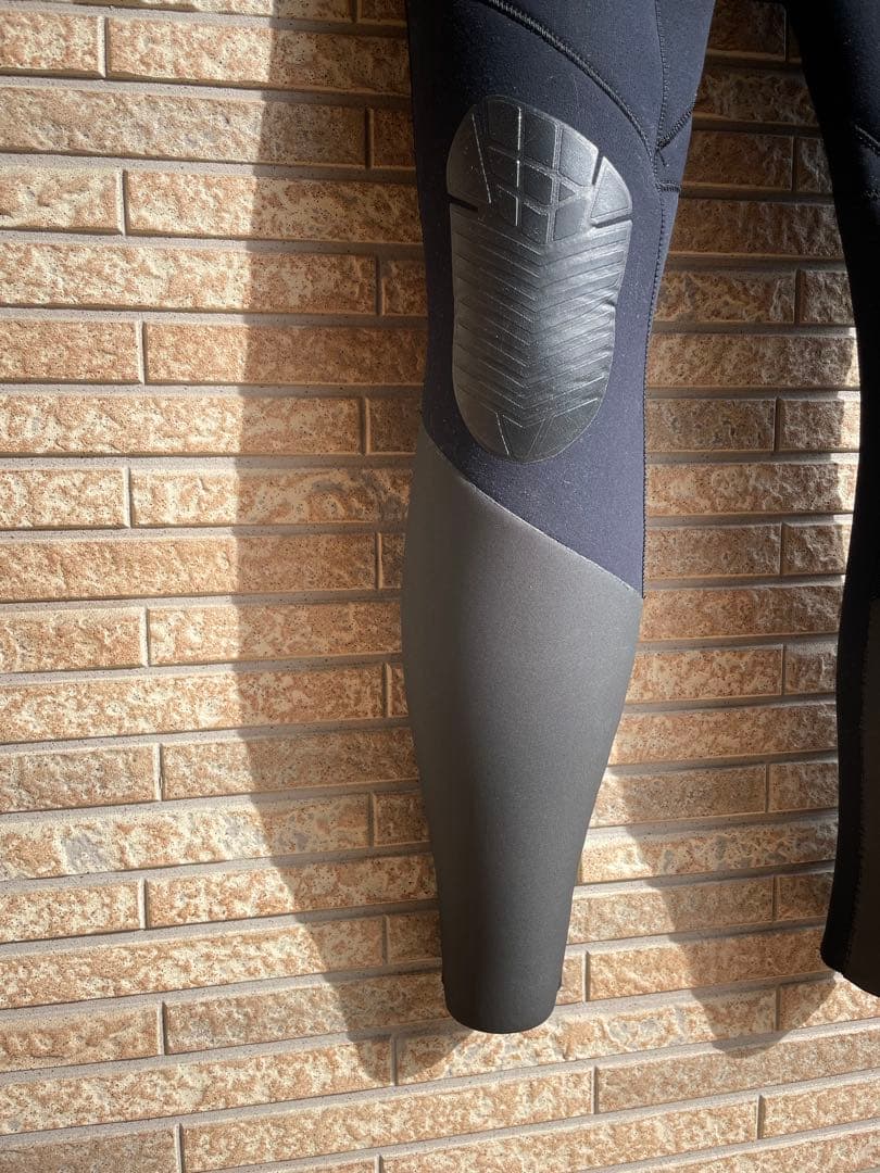 2022年秋冬モデル BILLABONG セミドライ ウェットスーツ 5/3mm