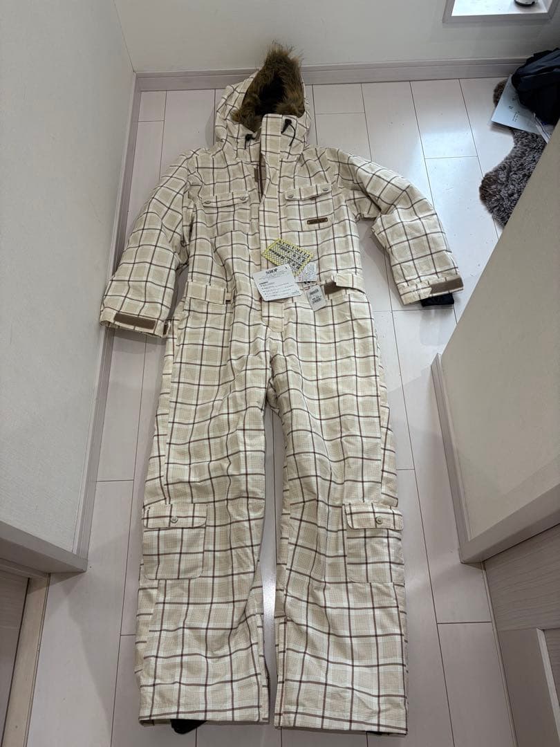 新品　SiROP スノボ ウェア M サイズ つなぎ ワンピース レディース