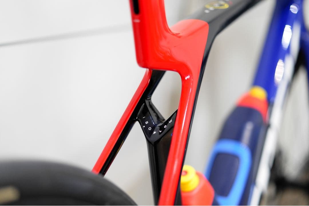 TREK Madone SLR 7 Gen8 Mサイズ　トレック ロードバイク