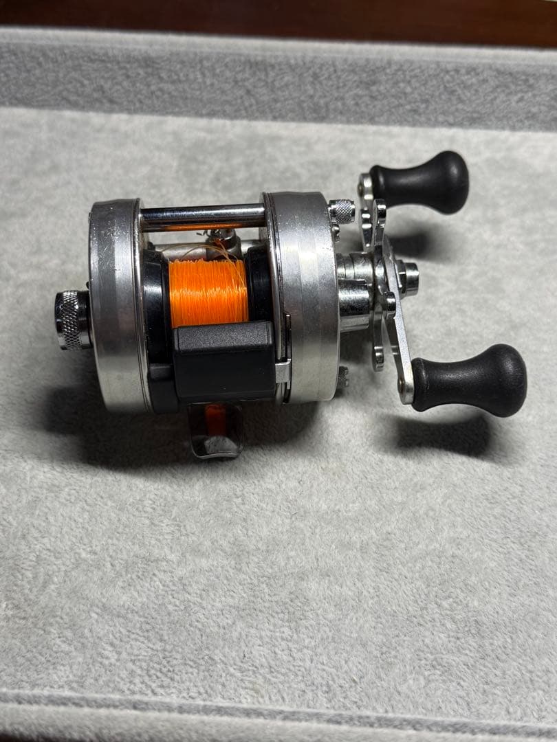 ABU アンバサダー 1600c ベイトリール