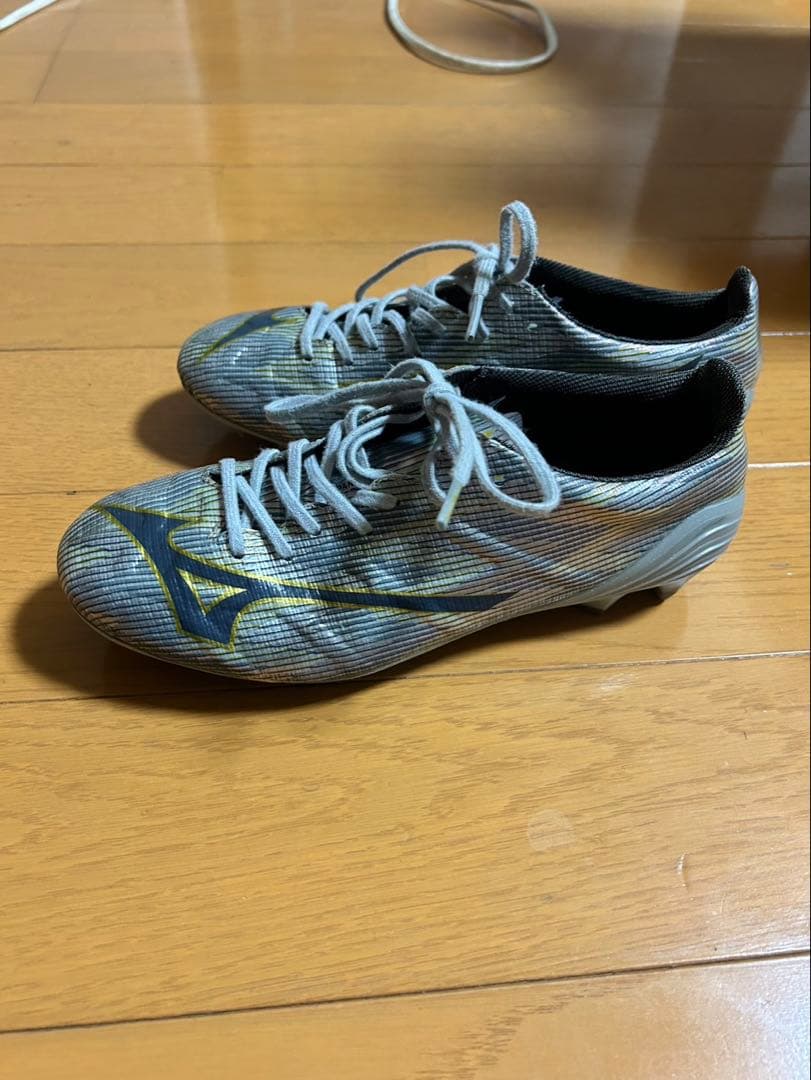 Mizuno サッカーシューズ スパイク シルバー/ゴールド 23.5