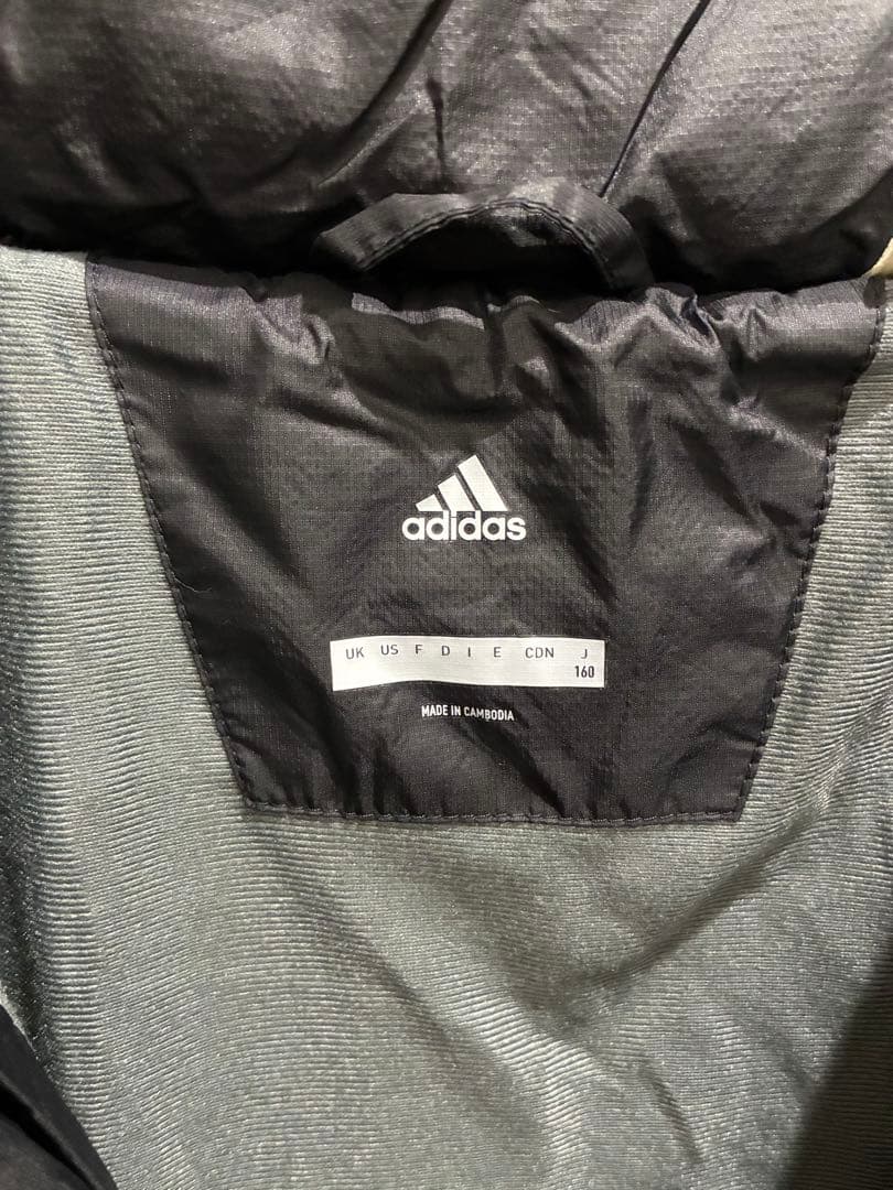 定価15,400円 美品 adidas ベンチコート 160 ベンチダウン