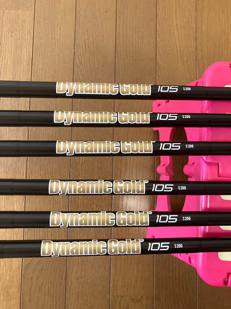 カムイワークス KM-IIIアイアン ダイナミックゴールド 105ブラック