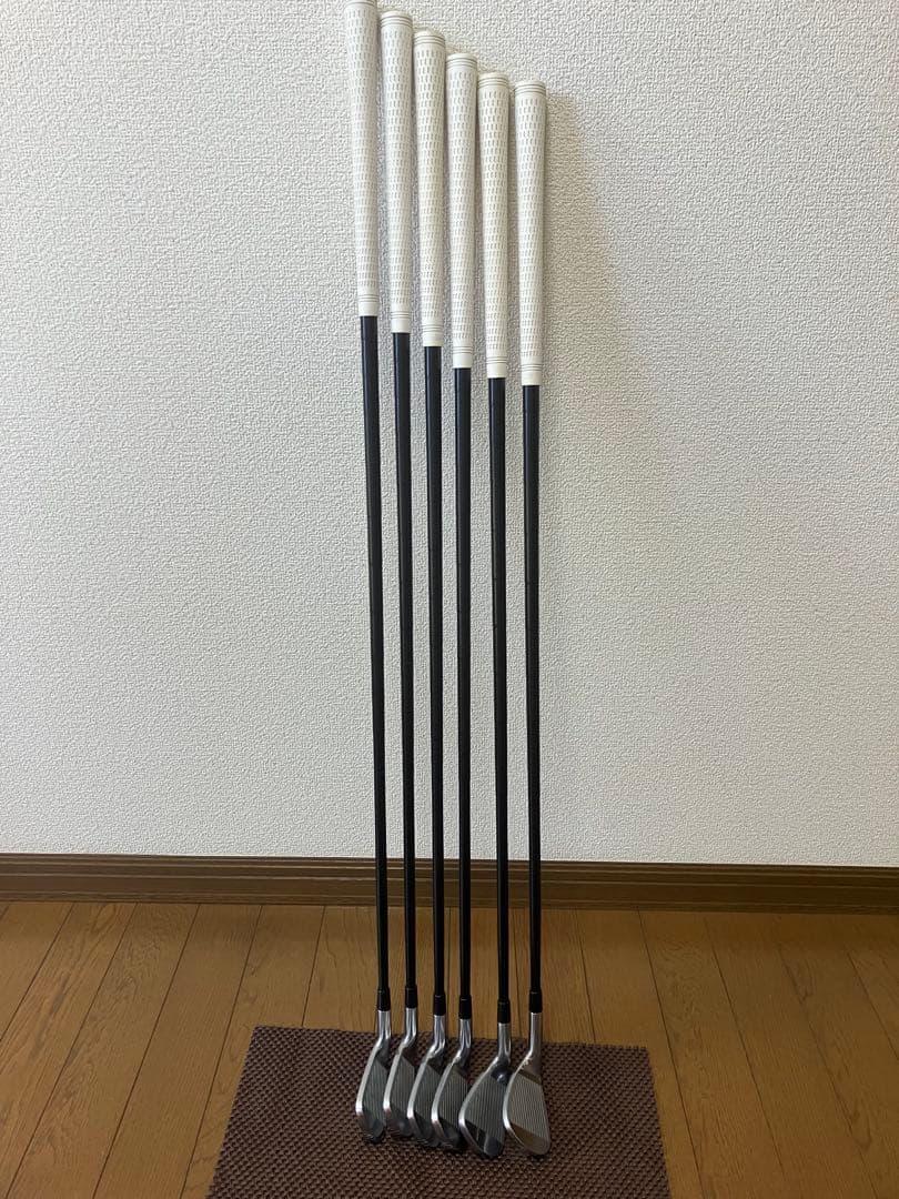 カムイワークス KM-IIIアイアン ダイナミックゴールド 105ブラック