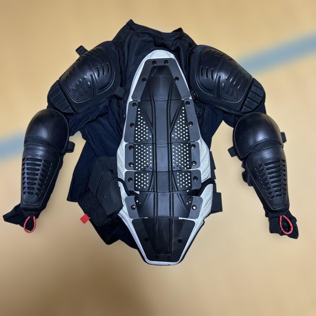 鎧武者 YOROI MUSHA 脊髄プロテクター付き ボディプロテクターM