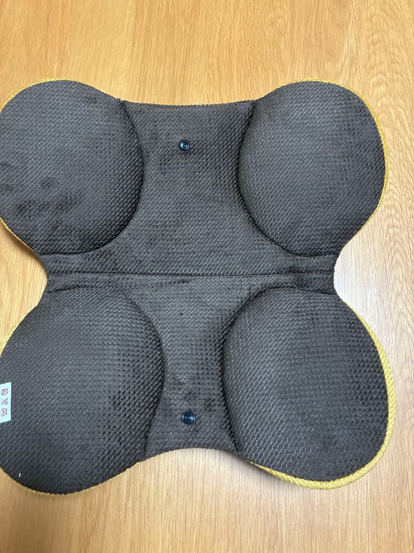 X-HOLDⅡ マルチクッションお尻用 背中用 腰用 姿勢矯正クッション