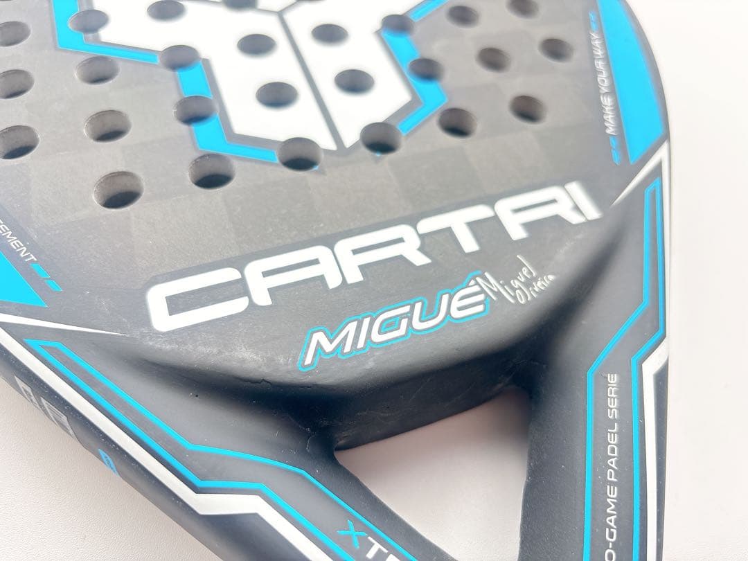 定価の半額以下！　新品未使用　パデルラケット　cartri パデル　ラケット