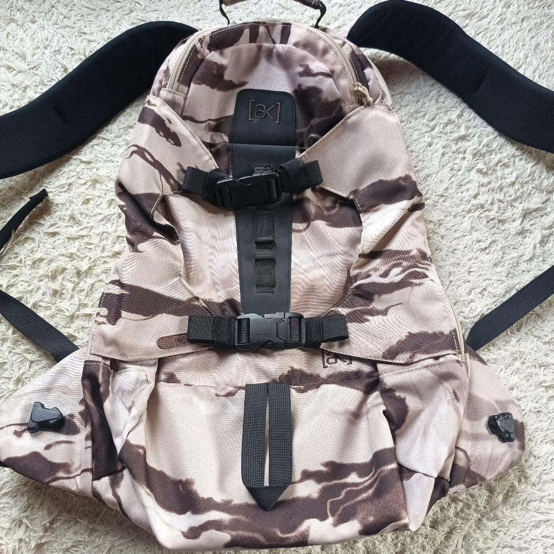 Burton ak　20 迷彩バックパック バックカントリー