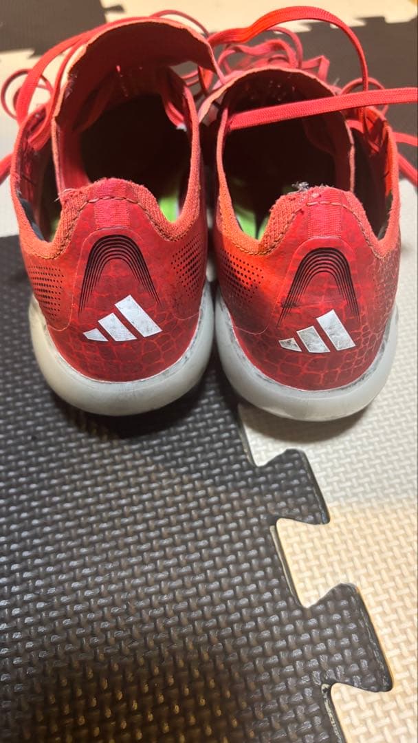 adidas サッカーシューズ レッド