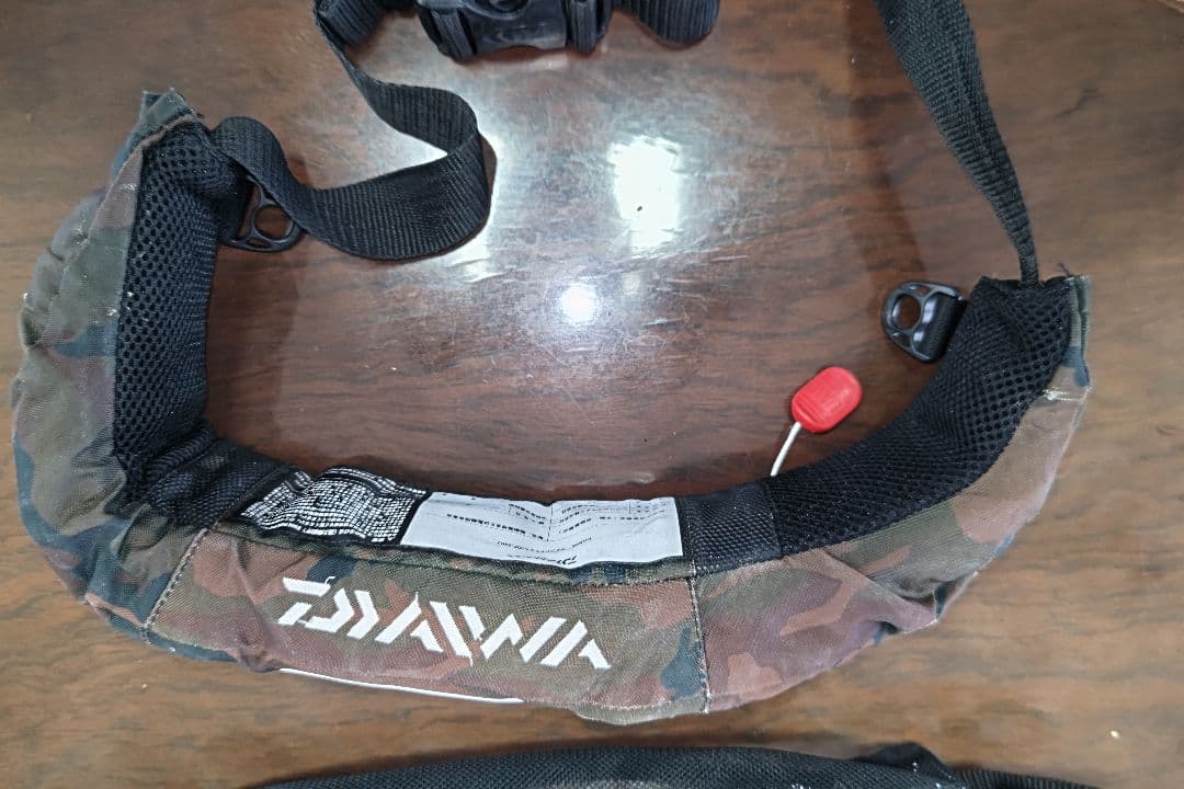 Daiwa ウエストライフジャケット 迷彩柄 DF 2207
