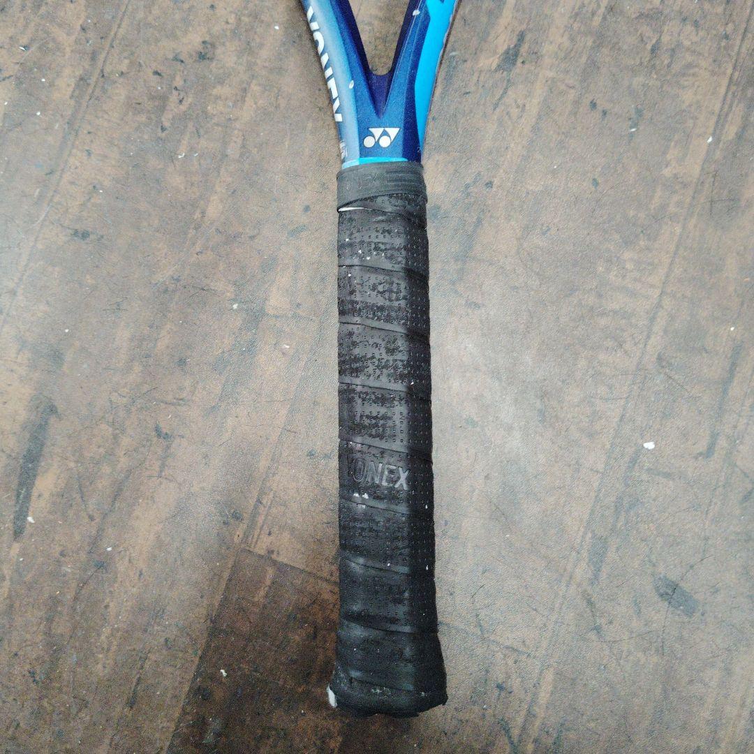 YONEX EZONE 100 硬式テニスラケット