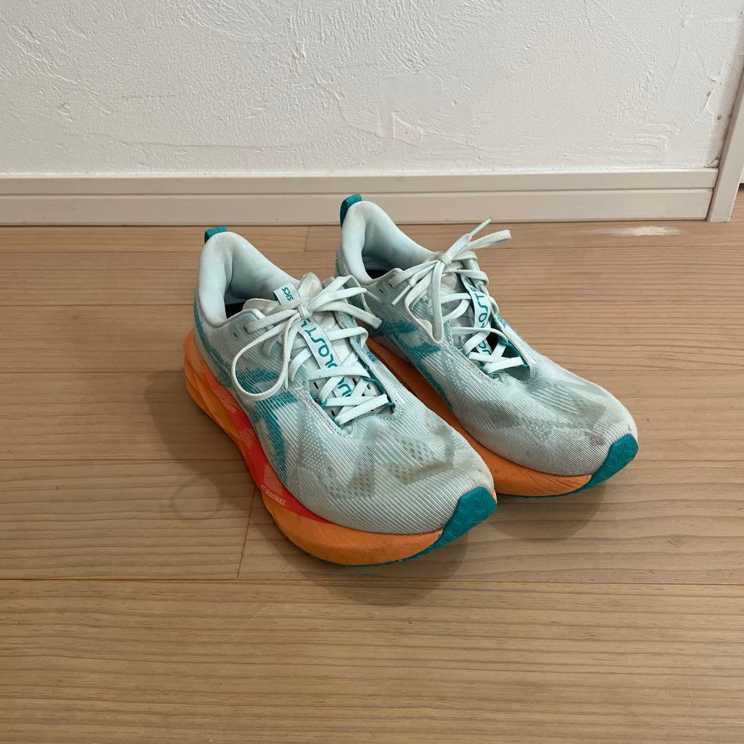 【中古品】ASICS NOVABLAST5 ノヴァブラストメンズ 27.5cm