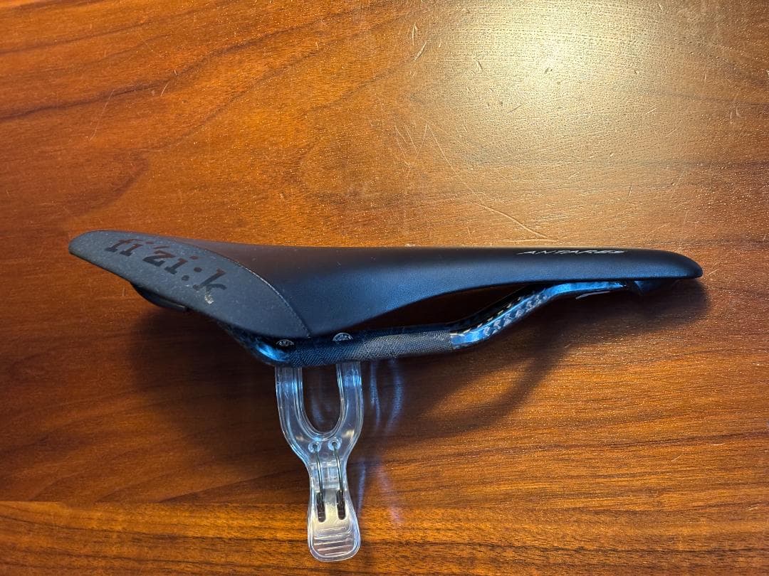 fizik Antares カーボンレール