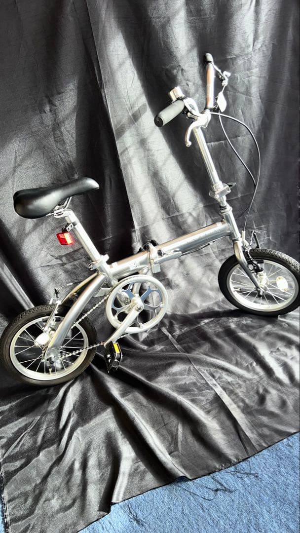 折りたたみ自転車 シルバー 小径ホイール