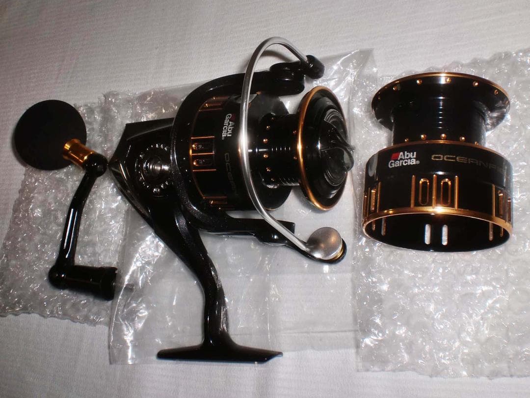 アブガルシア　オーシャンフィールド【５０００／５０００Ｓ】浅溝スプール付き　新品