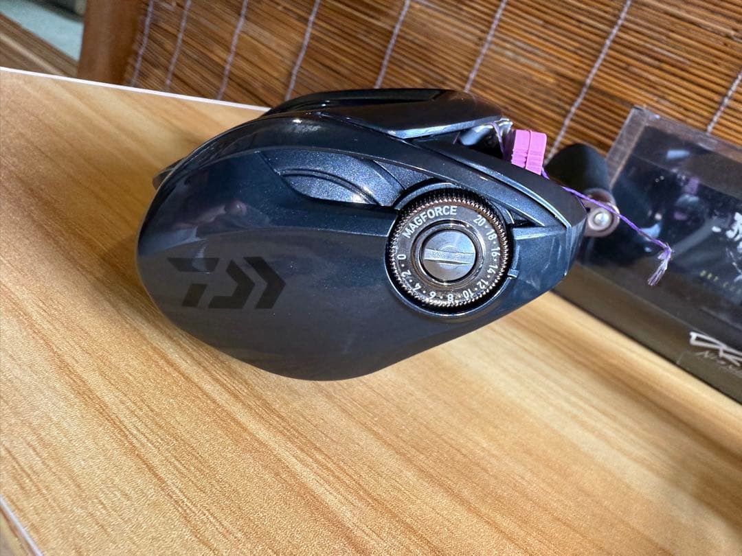 TATULA 300XH-L ベイトリール VARIALハンドル