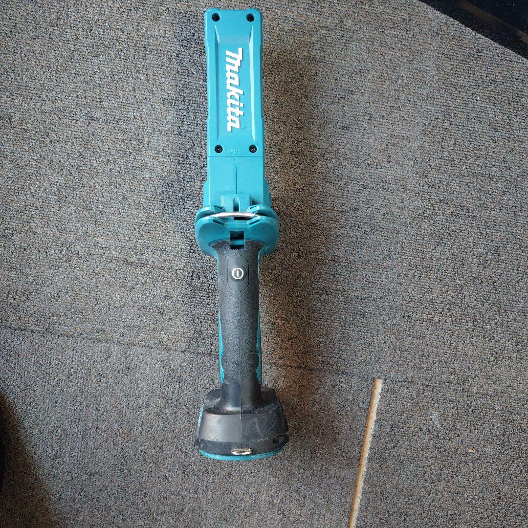 美品Makita ML816 ハンディライト 18V対応