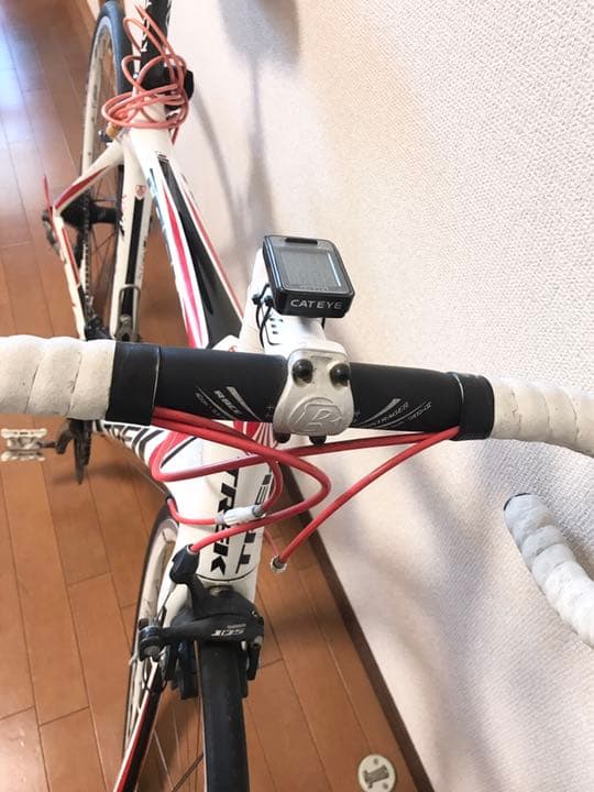 ロードバイク　トレック4.7フルカーボン　白
